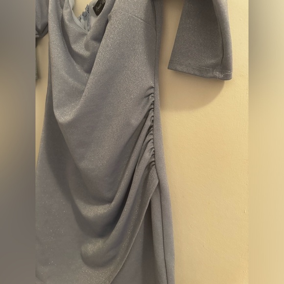 Dress - Picture 4 of 5